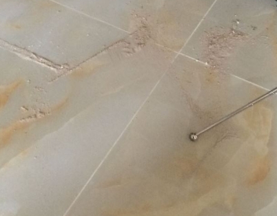 大庆市瓷砖空鼓维修公司分享粘合剂选择不当在瓷砖铺贴过程中可能导致以下问题